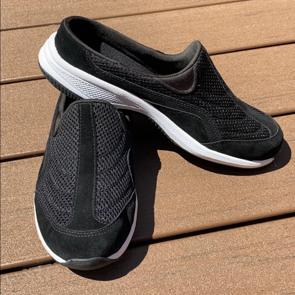 Easy Spirit mules